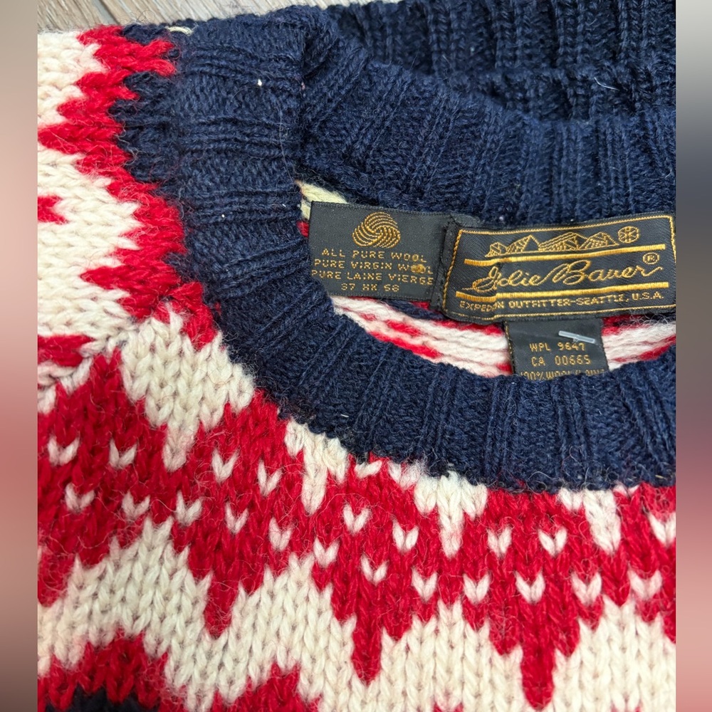 Eddie Bauer Women’s Multicolor Crewneck Sweater
